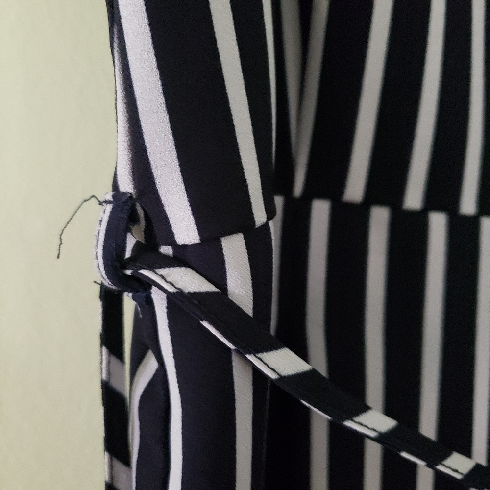 Striped jump suit - Picture 4 of 6